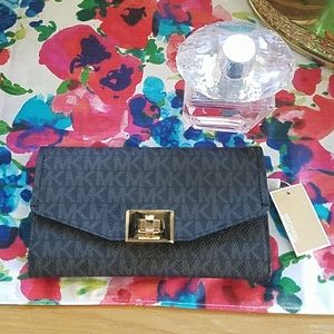 Michael Kors Cassie Wallet